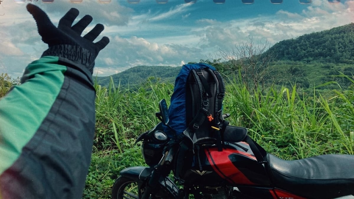 Permanent Holiday & Broken Detours